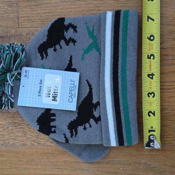 CAPELLI OF NEW YORK BRAND BOYS GRAY & BLACK DINOSAUR WINTER HAT & MITTENS 2T-4T - Picture 7 of 11